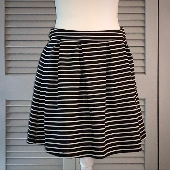 Primi Dresses & Skirts - Black and White Striped Pleated Mini Skirt